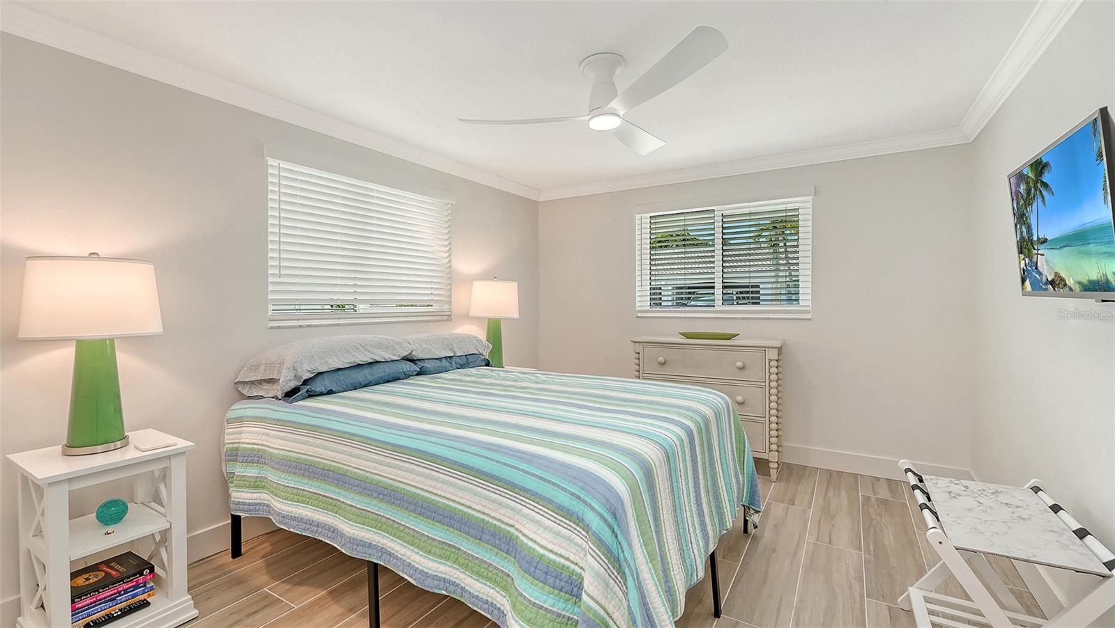 Image 32 of 70 For 703 Spanish Drive S