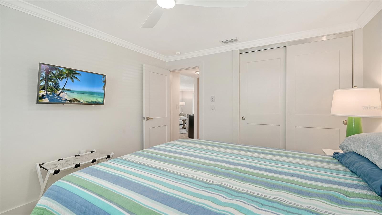 Image 33 of 70 For 703 Spanish Drive S