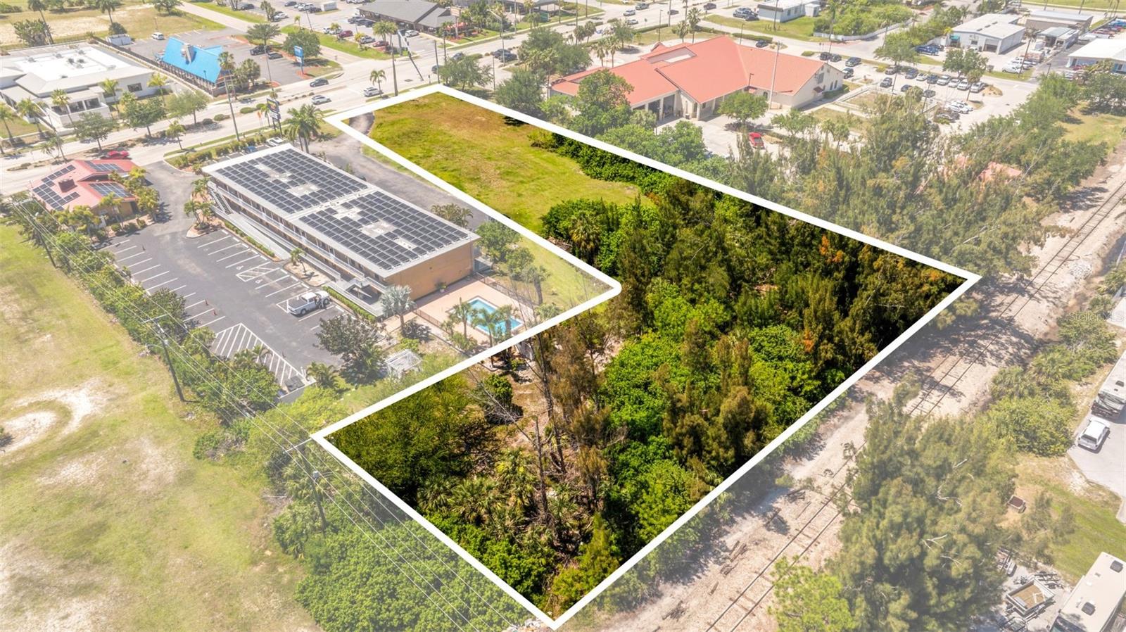 Image 10 of 20 For 1500 Tamiami Trail