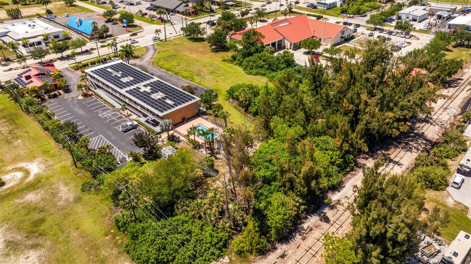 Image 11 of 20 For 1500 Tamiami Trail