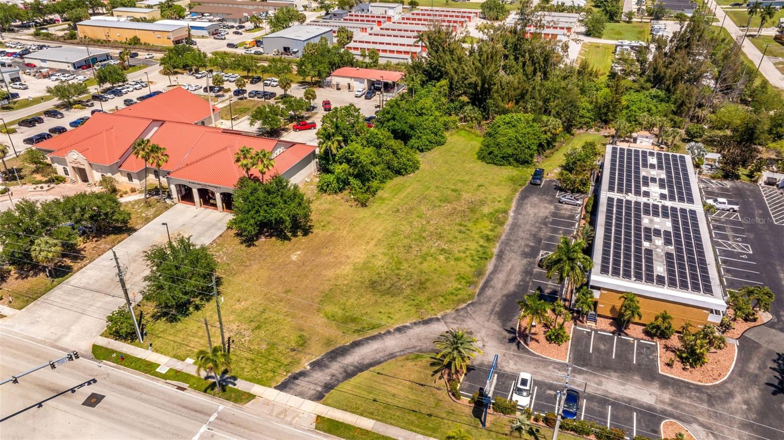 Image 3 of 20 For 1500 Tamiami Trail