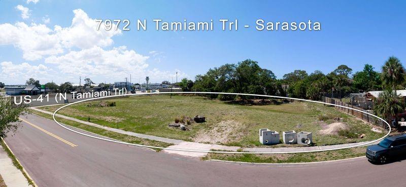 Image 2 of 9 For 7972 Tamiami Trail