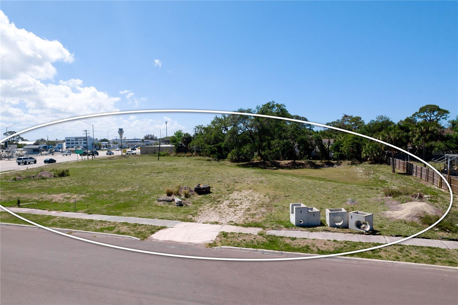 Image 6 of 9 For 7972 Tamiami Trail