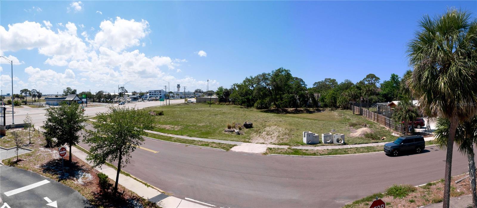 Image 8 of 9 For 7972 Tamiami Trail