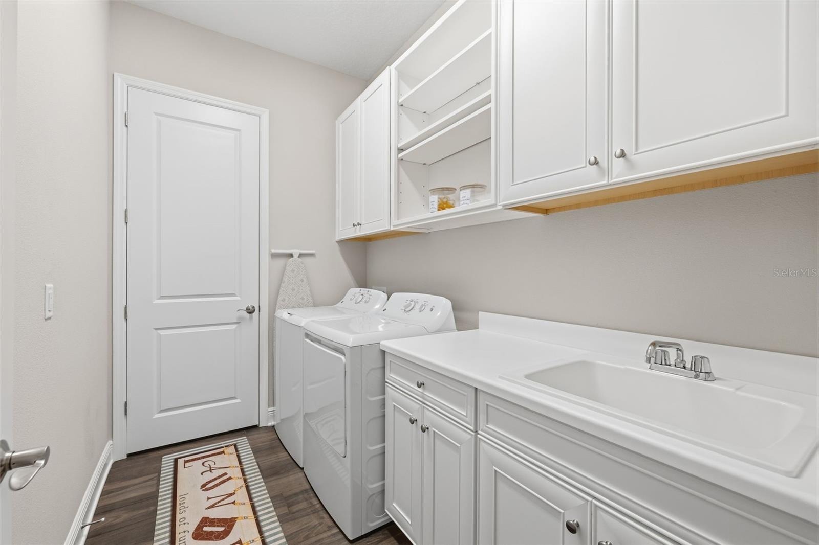 Image 32 of 63 For 7228 Whittlebury Trail