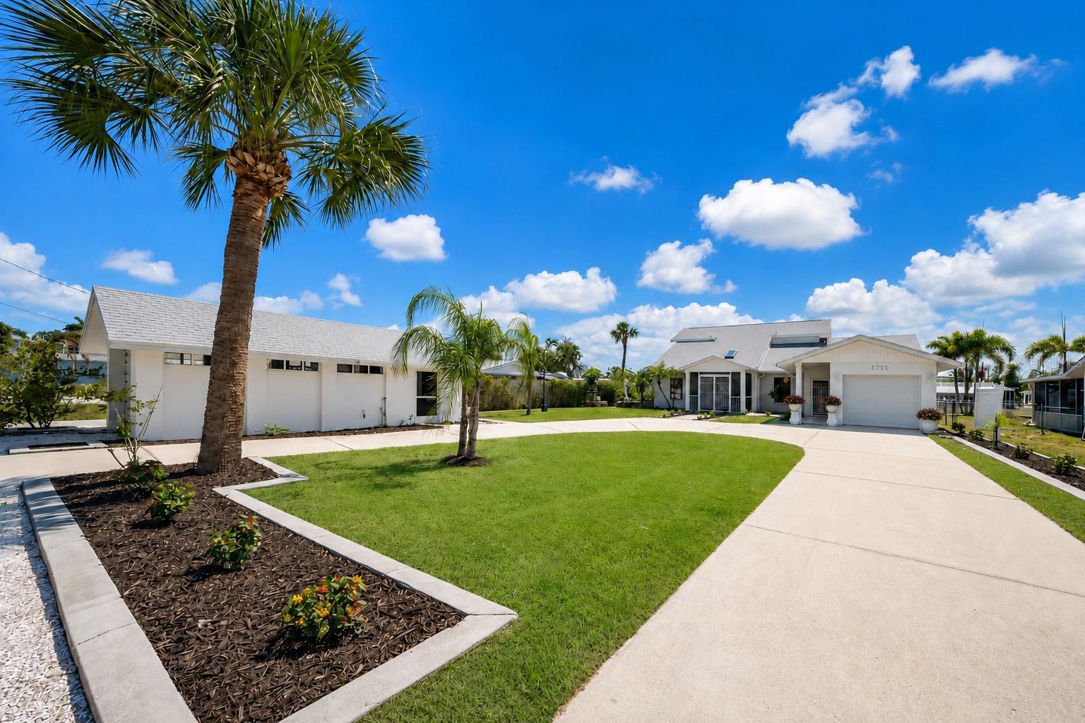 Details for 1711 Riverside Drive, ENGLEWOOD, FL 34223