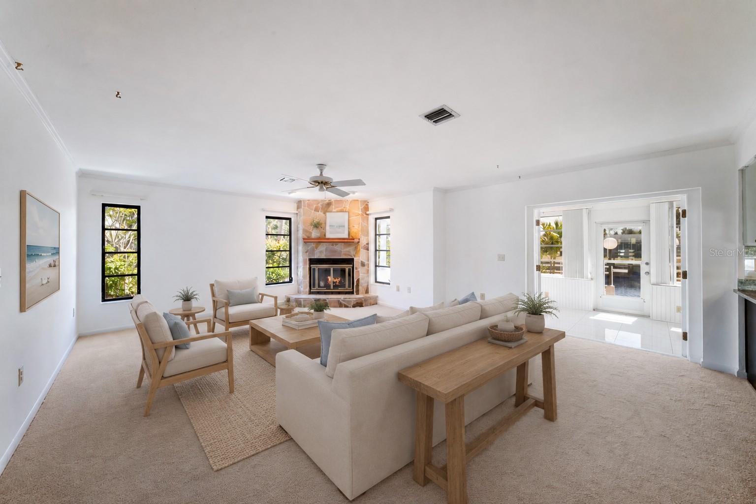 Image 11 of 46 For 1711 Riverside Drive