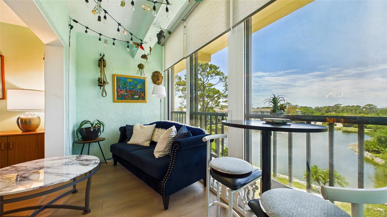 Listing photo id 12 for 5775 Park Street N 410
