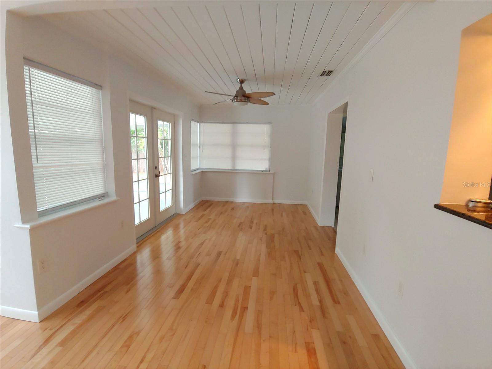 Image 6 of 27 For 5015 Eastchester Drive