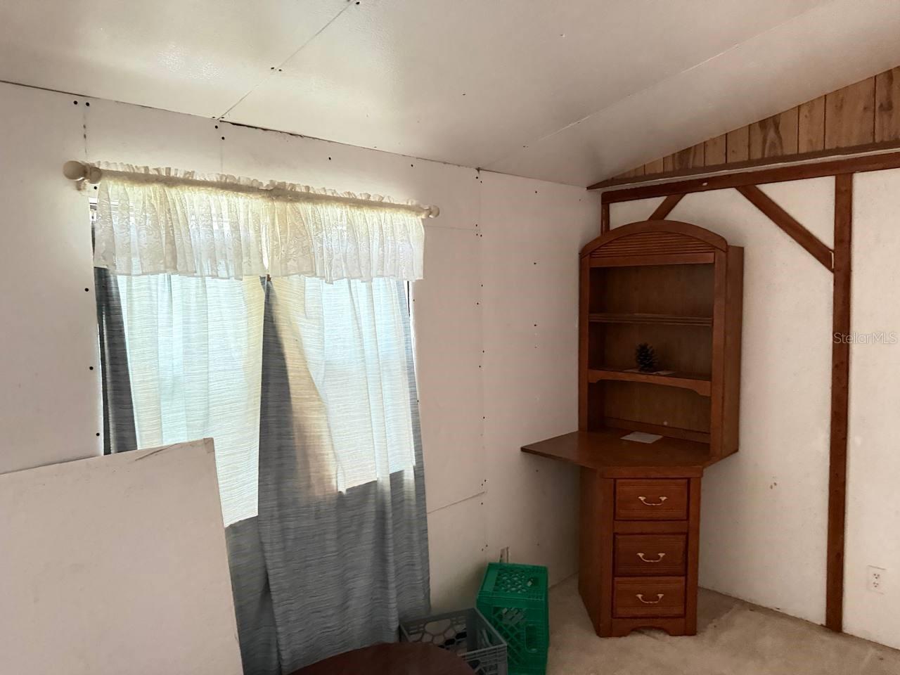 Image 7 of 23 For 5252 163rd Avenue