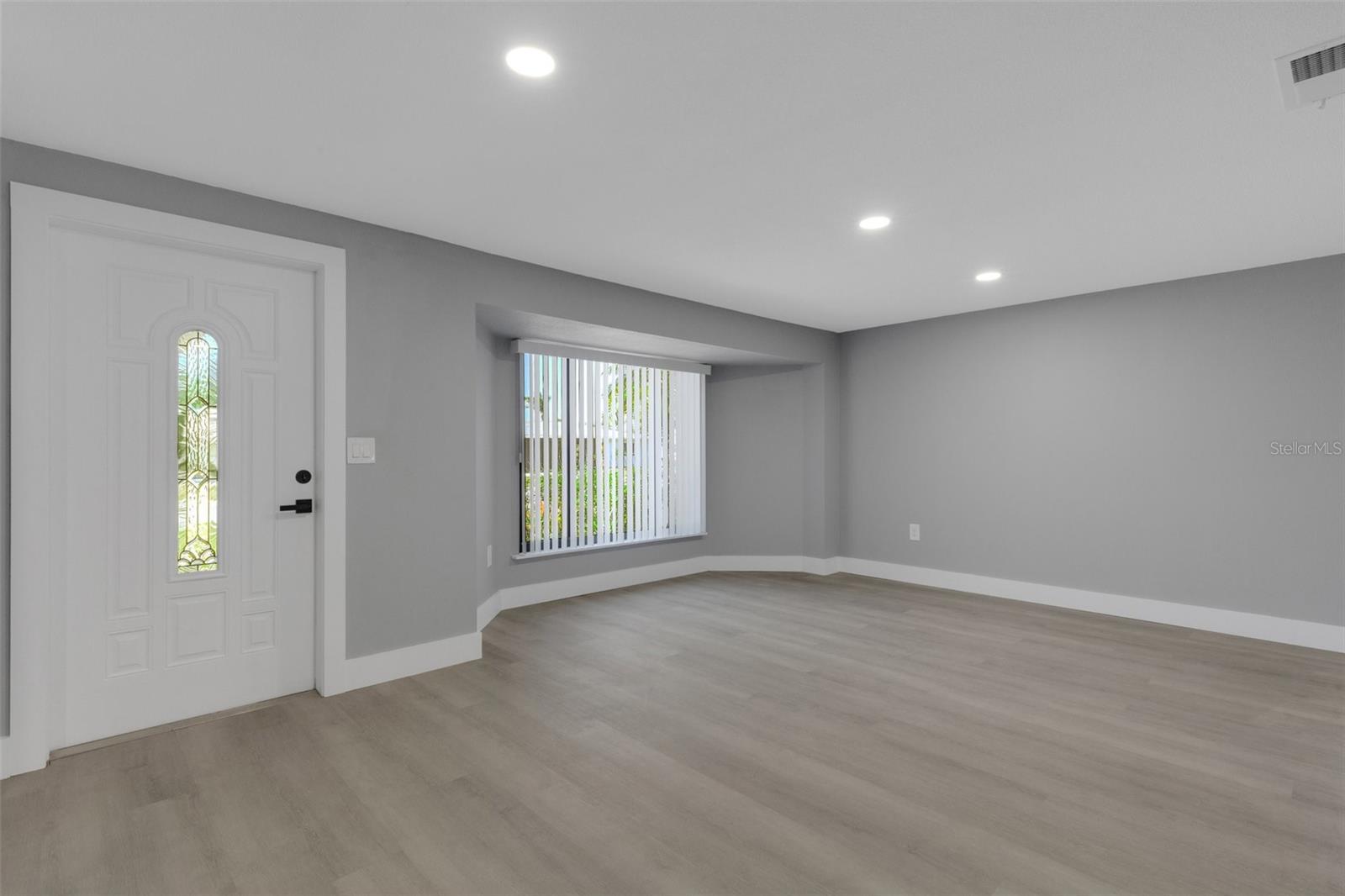 Image 14 of 70 For 4645 Hunter Ridge Drive