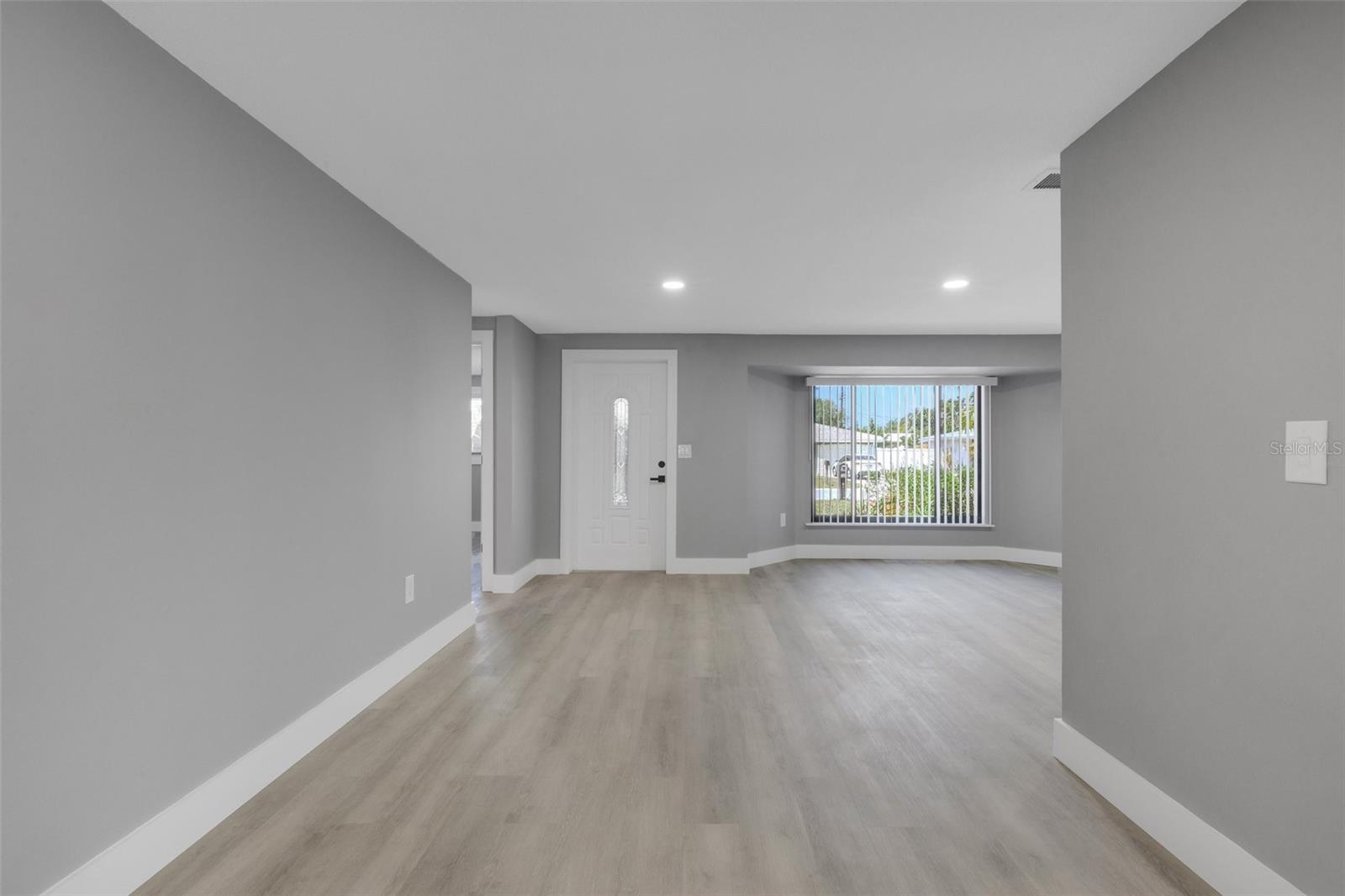 Image 22 of 70 For 4645 Hunter Ridge Drive