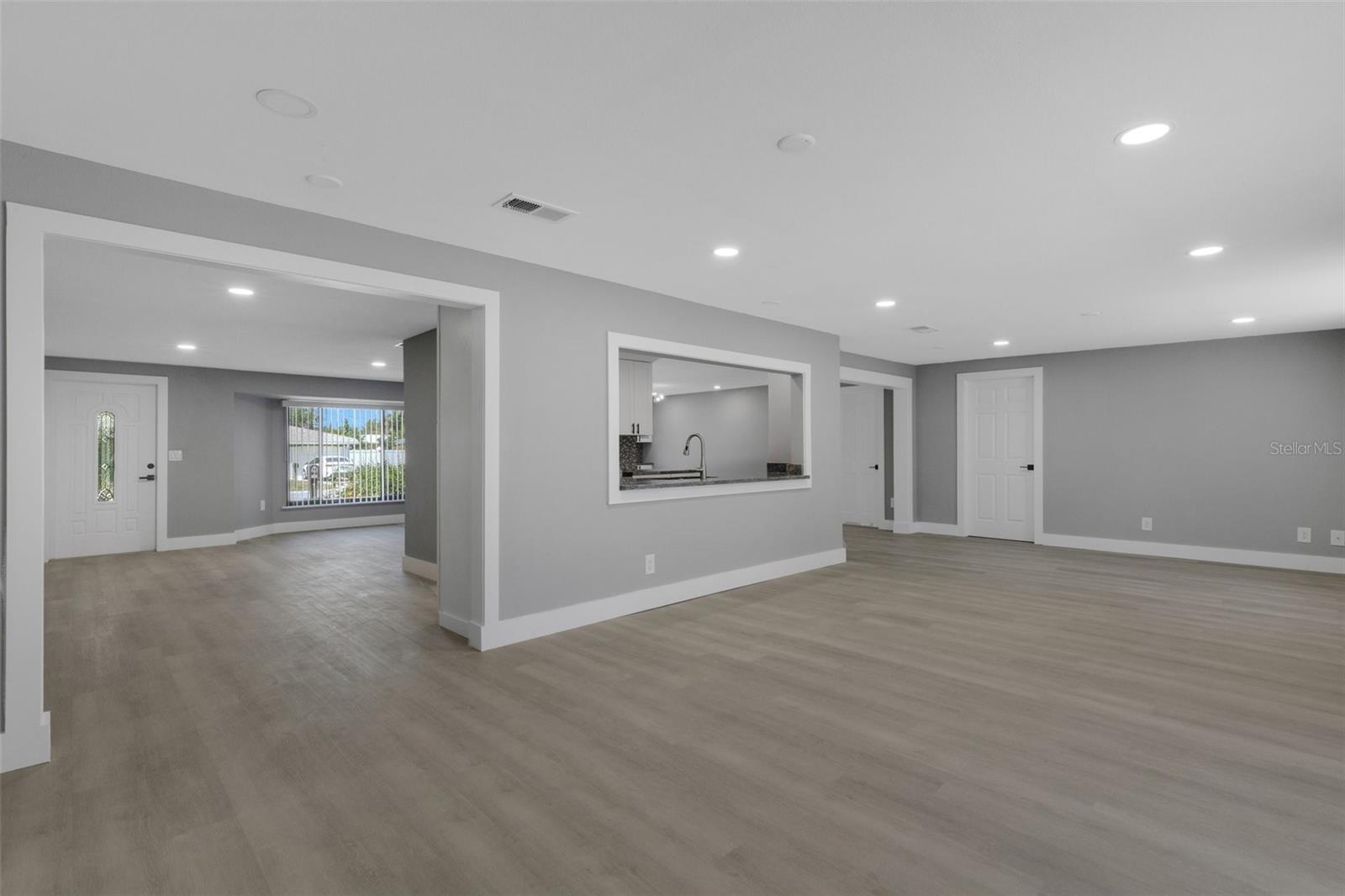 Image 39 of 70 For 4645 Hunter Ridge Drive
