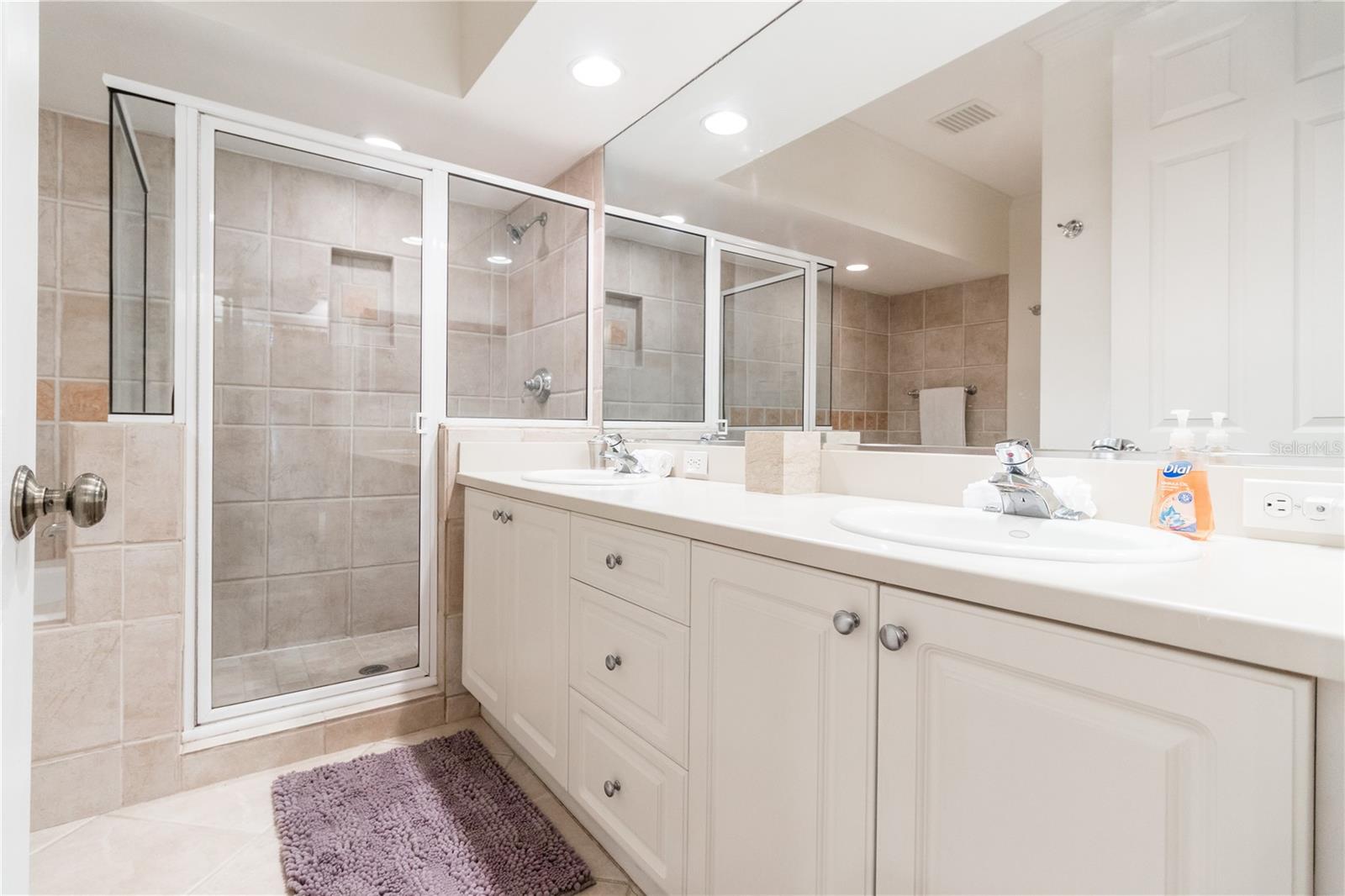 Image 15 of 28 For 3705 54th Drive W 103