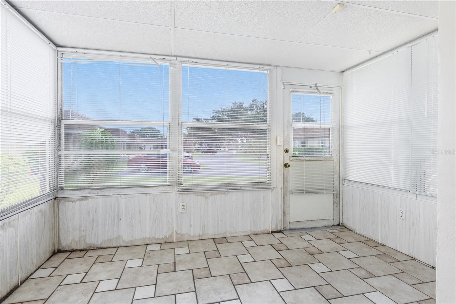 Image 10 of 31 For 3403 41st Street W 19