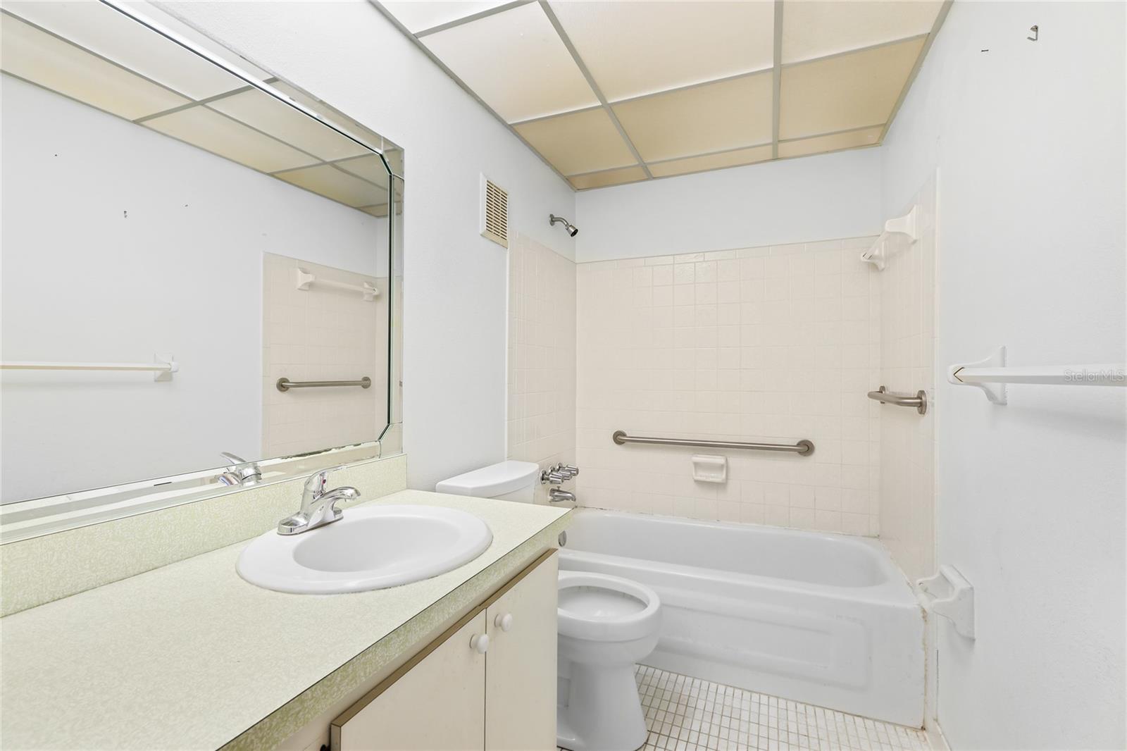 Image 17 of 31 For 3403 41st Street W 19