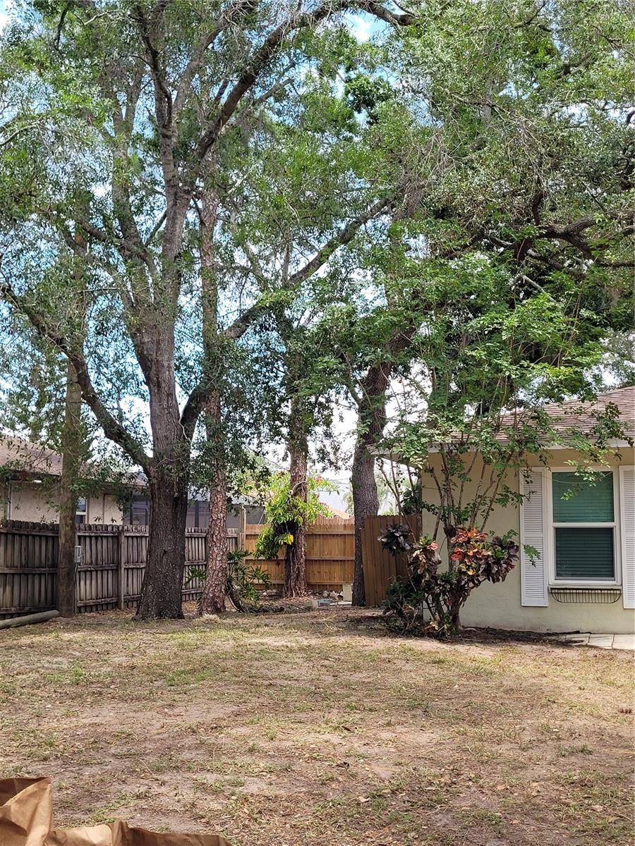 Image 4 of 21 For 4779 Garcia Avenue