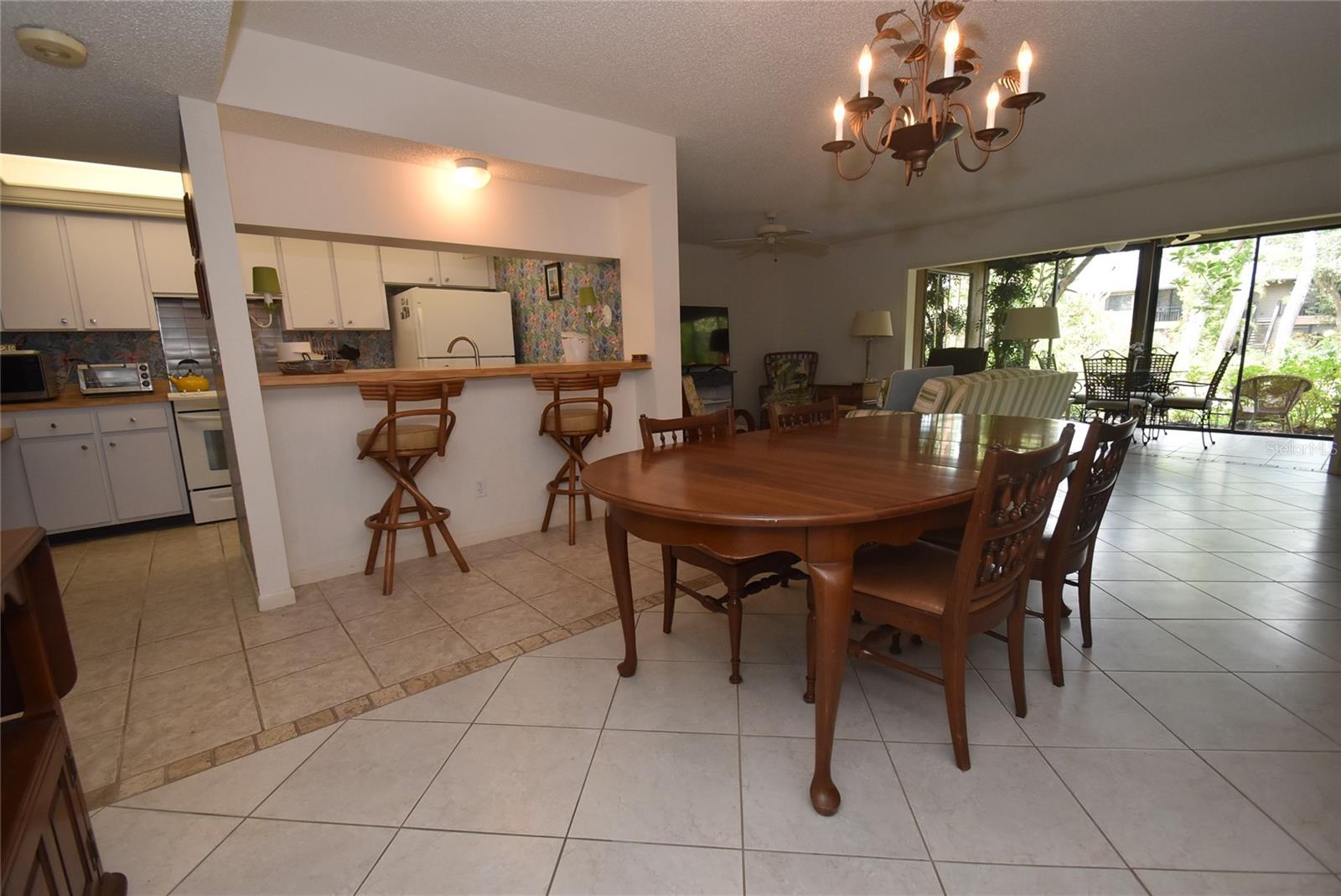 Image 15 of 38 For 1703 Pelican Cove Road 356