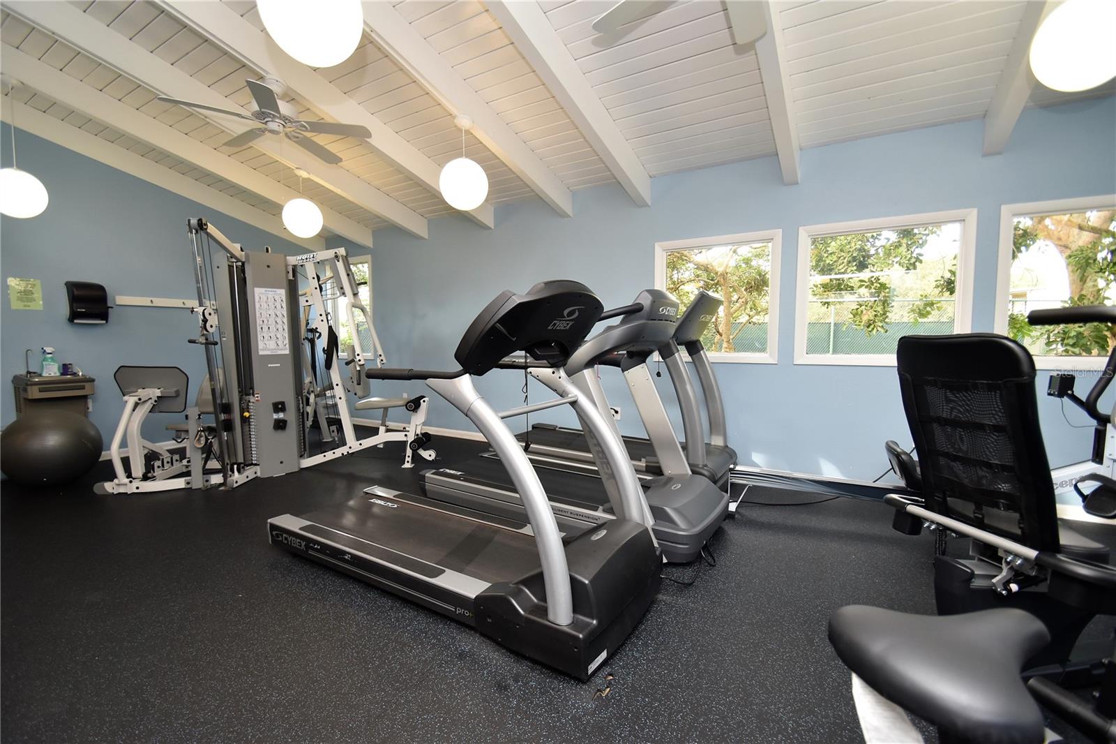 Image 26 of 38 For 1703 Pelican Cove Road 356