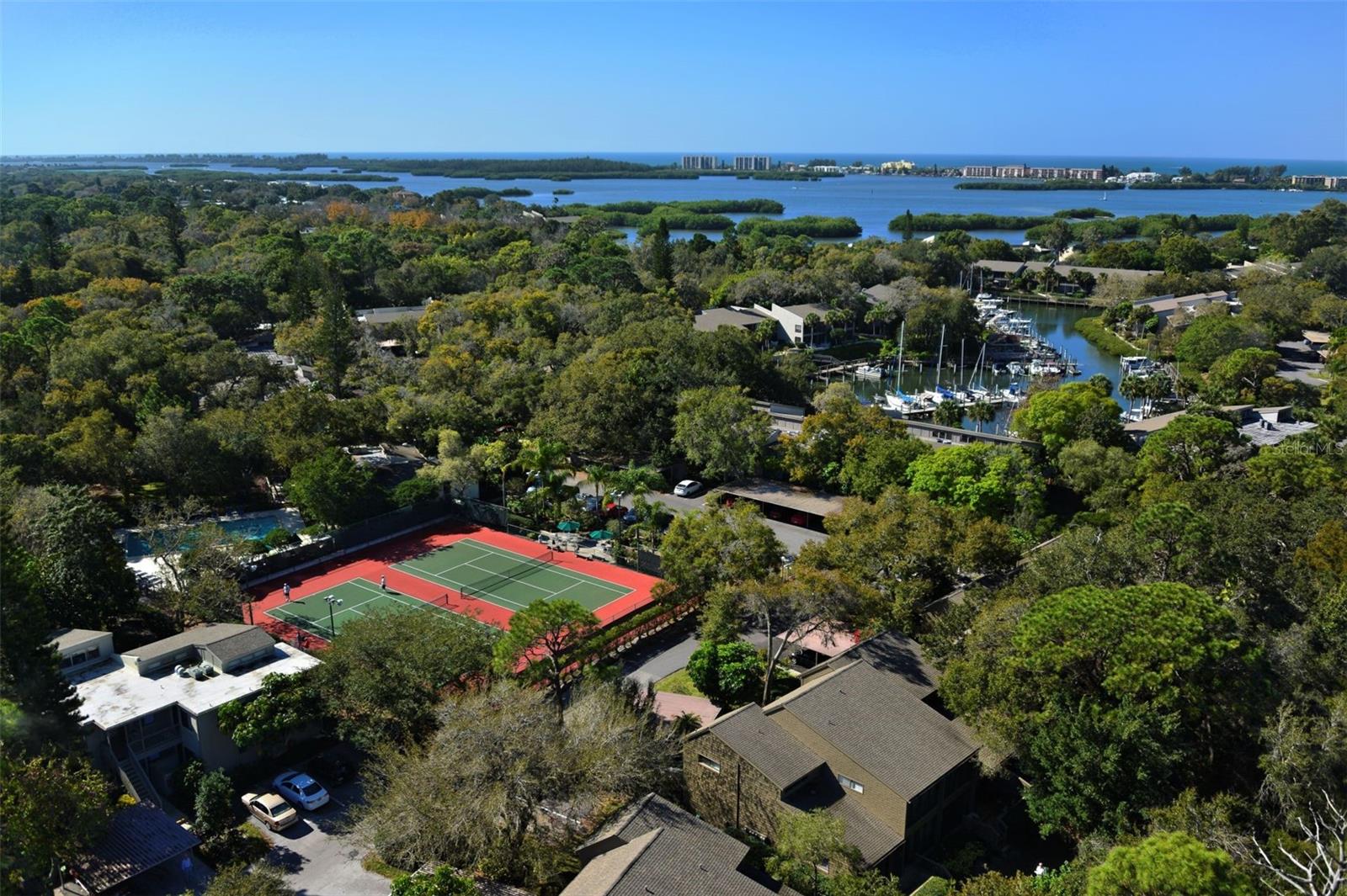 Image 28 of 38 For 1703 Pelican Cove Road 356
