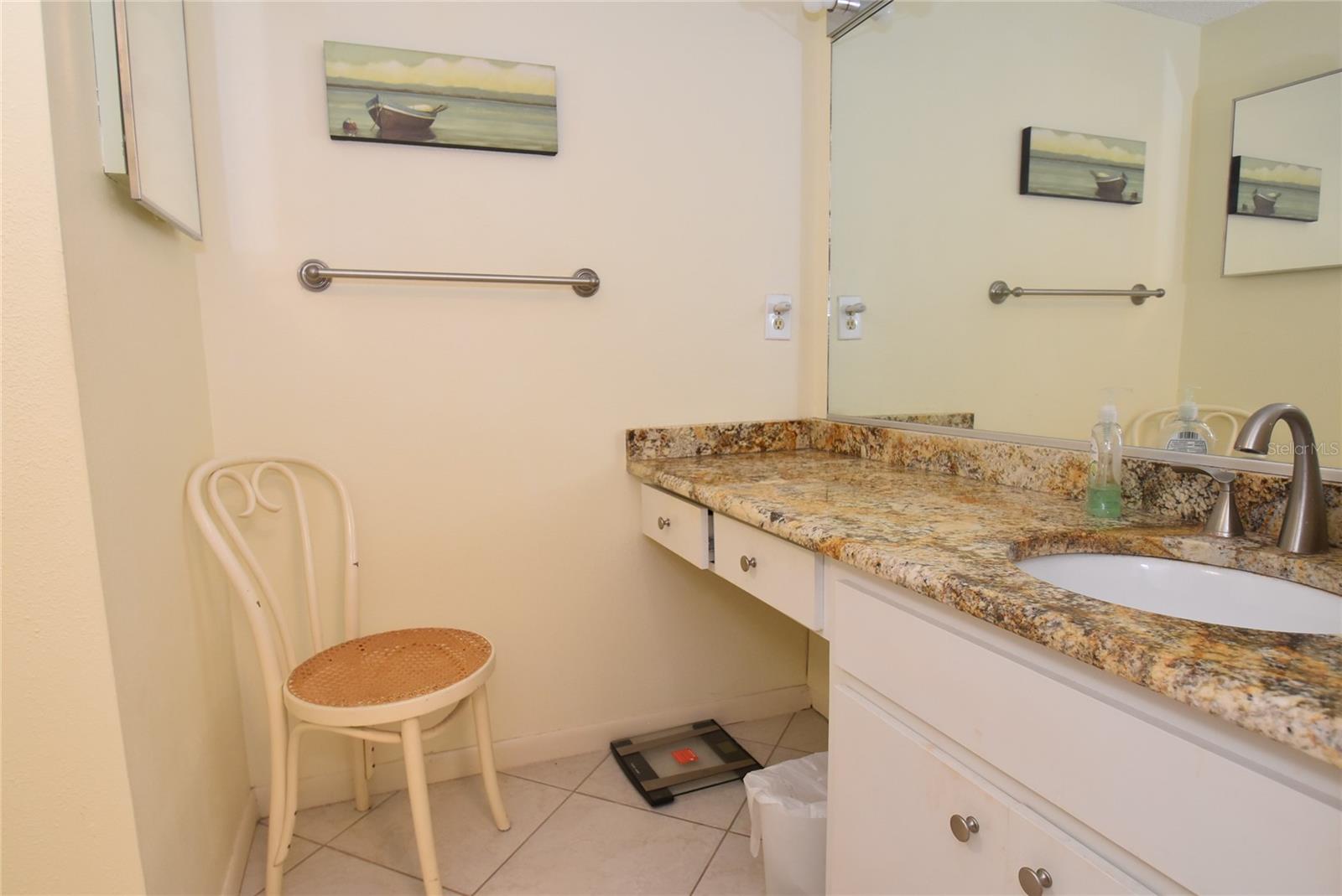 Image 9 of 38 For 1703 Pelican Cove Road 356