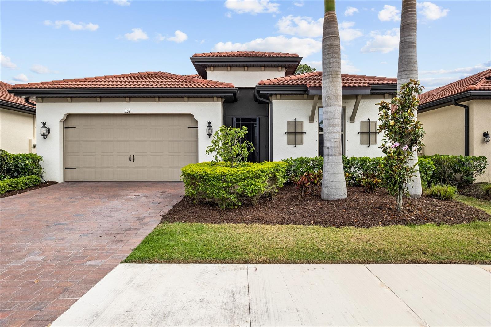 Details for 352 Toscavilla Boulevard, NOKOMIS, FL 34275