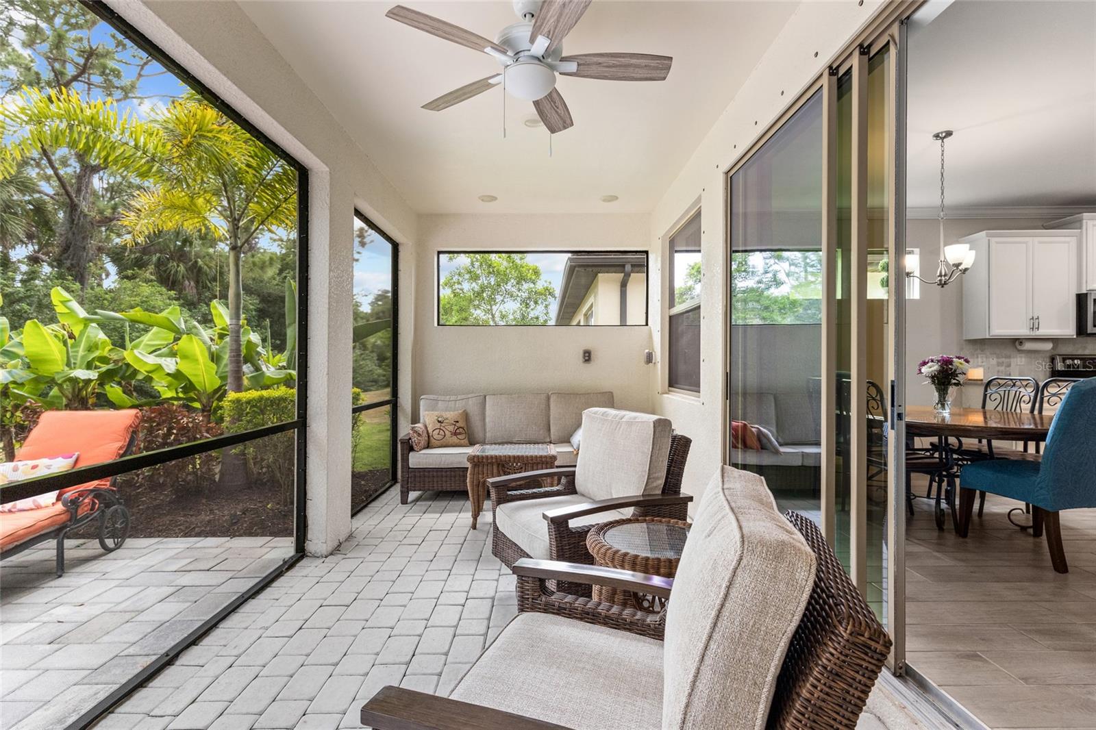 Image 19 of 63 For 352 Toscavilla Boulevard