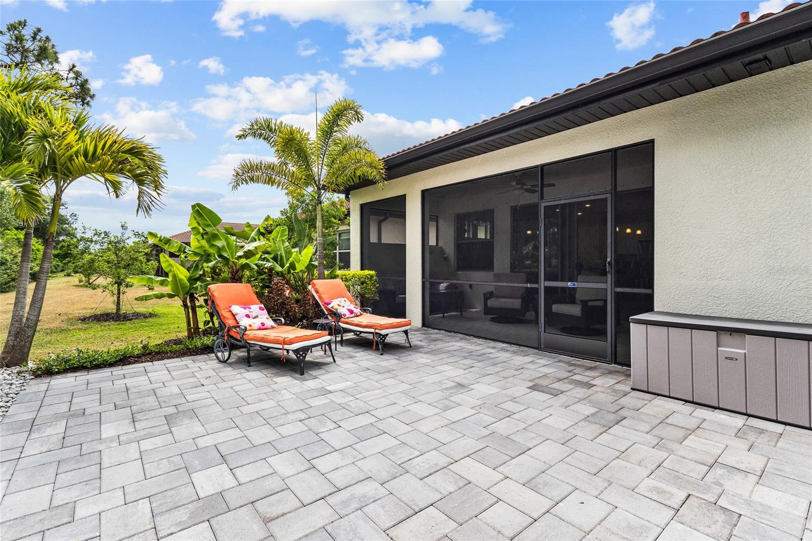Image 40 of 63 For 352 Toscavilla Boulevard