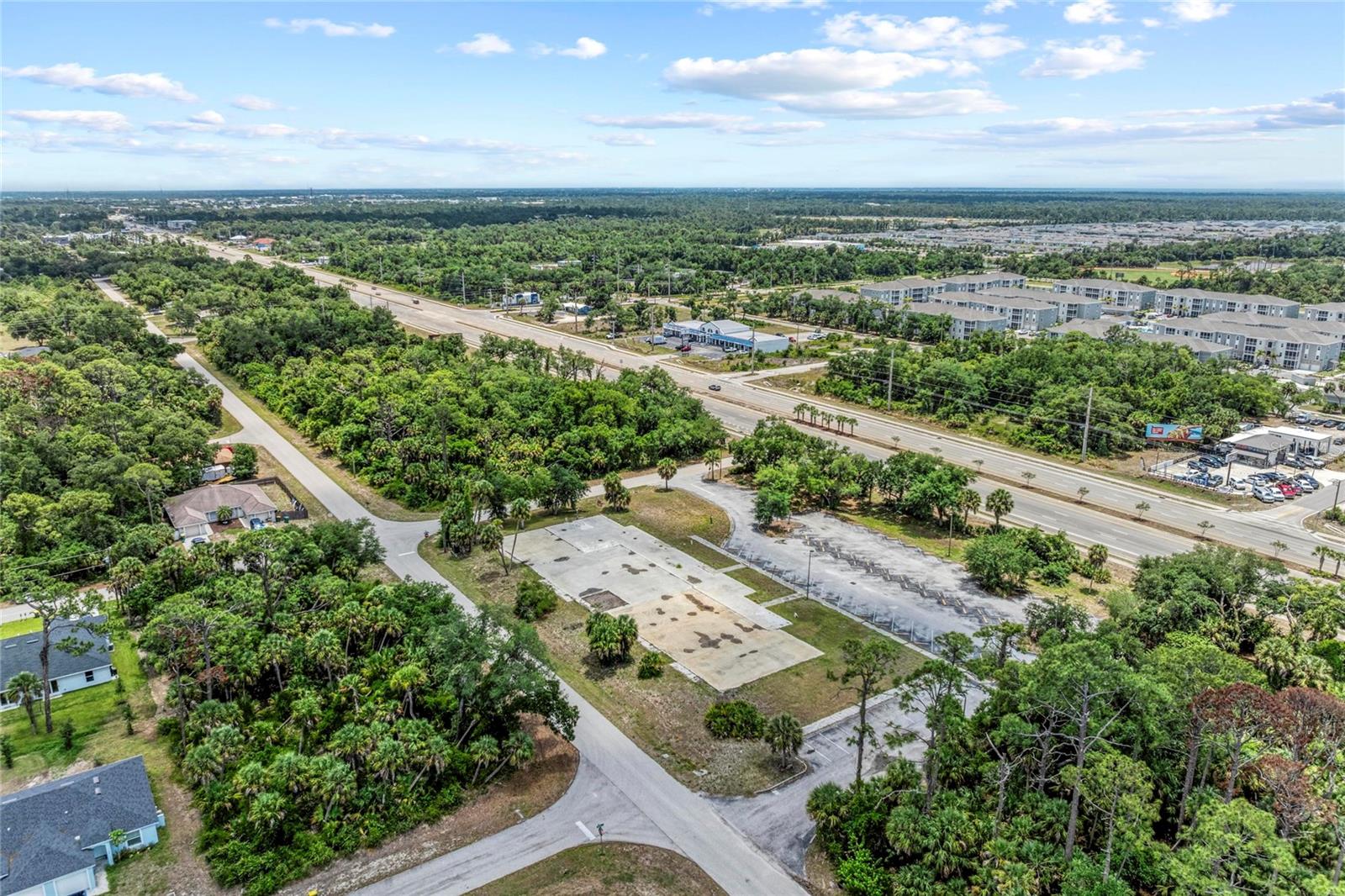 Image 10 of 21 For 640 Tamiami Trail