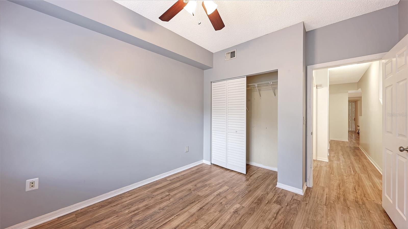 Image 29 of 74 For 5001 Baraldi Circle 22-202