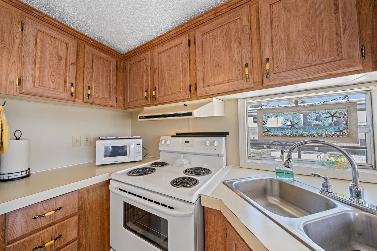 Image 16 of 32 For 58 Montego Drive