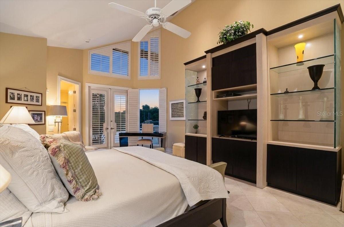 Image 24 of 38 For 3620 Fair Oaks Place
