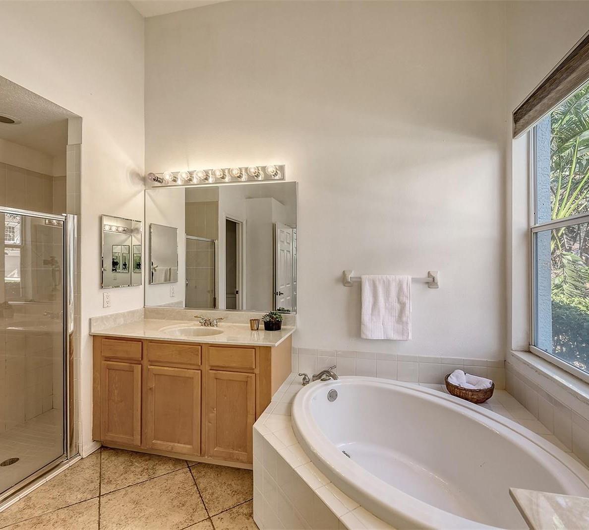 Image 15 of 23 For 6836 Bay Hill Drive