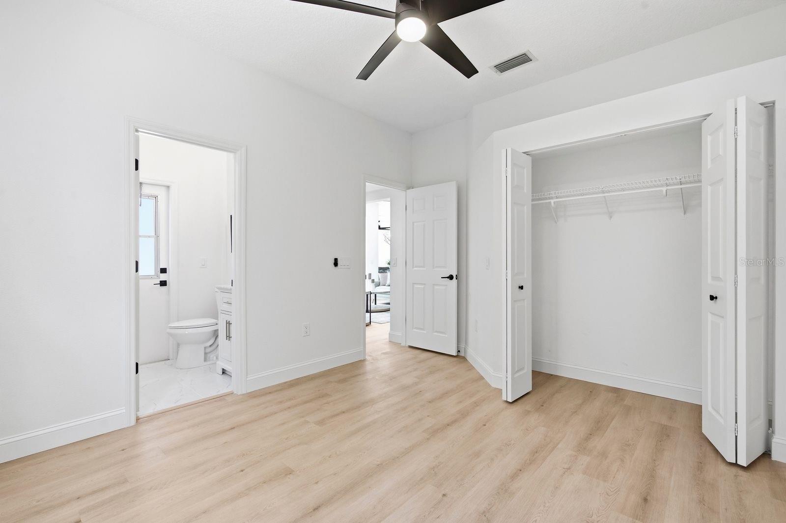 Image 32 of 45 For 11701 Winding Woods Way