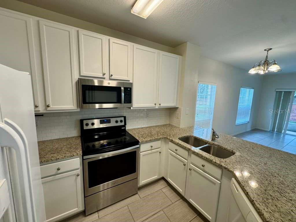 Image 5 of 15 For 13293 Daniels Landing Circle