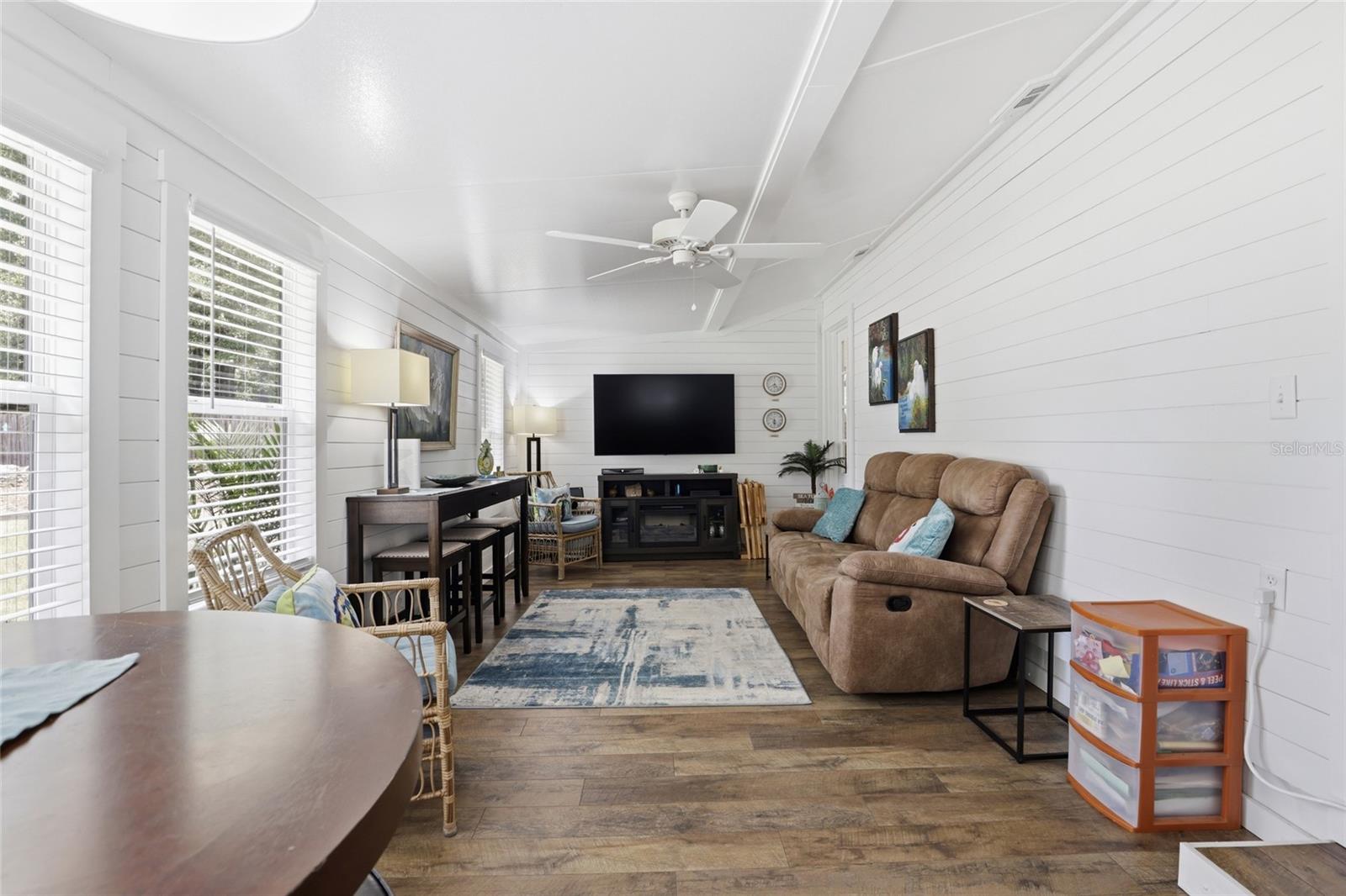 Image 16 of 46 For 710 77th Terrace