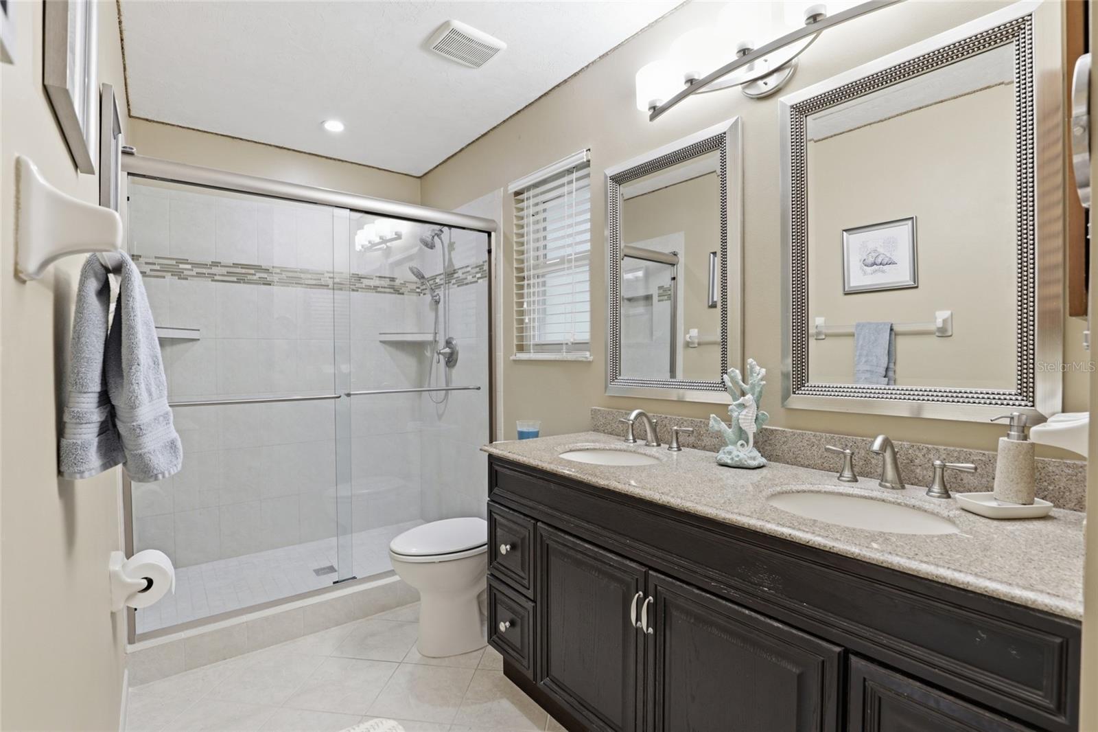 Image 21 of 46 For 710 77th Terrace