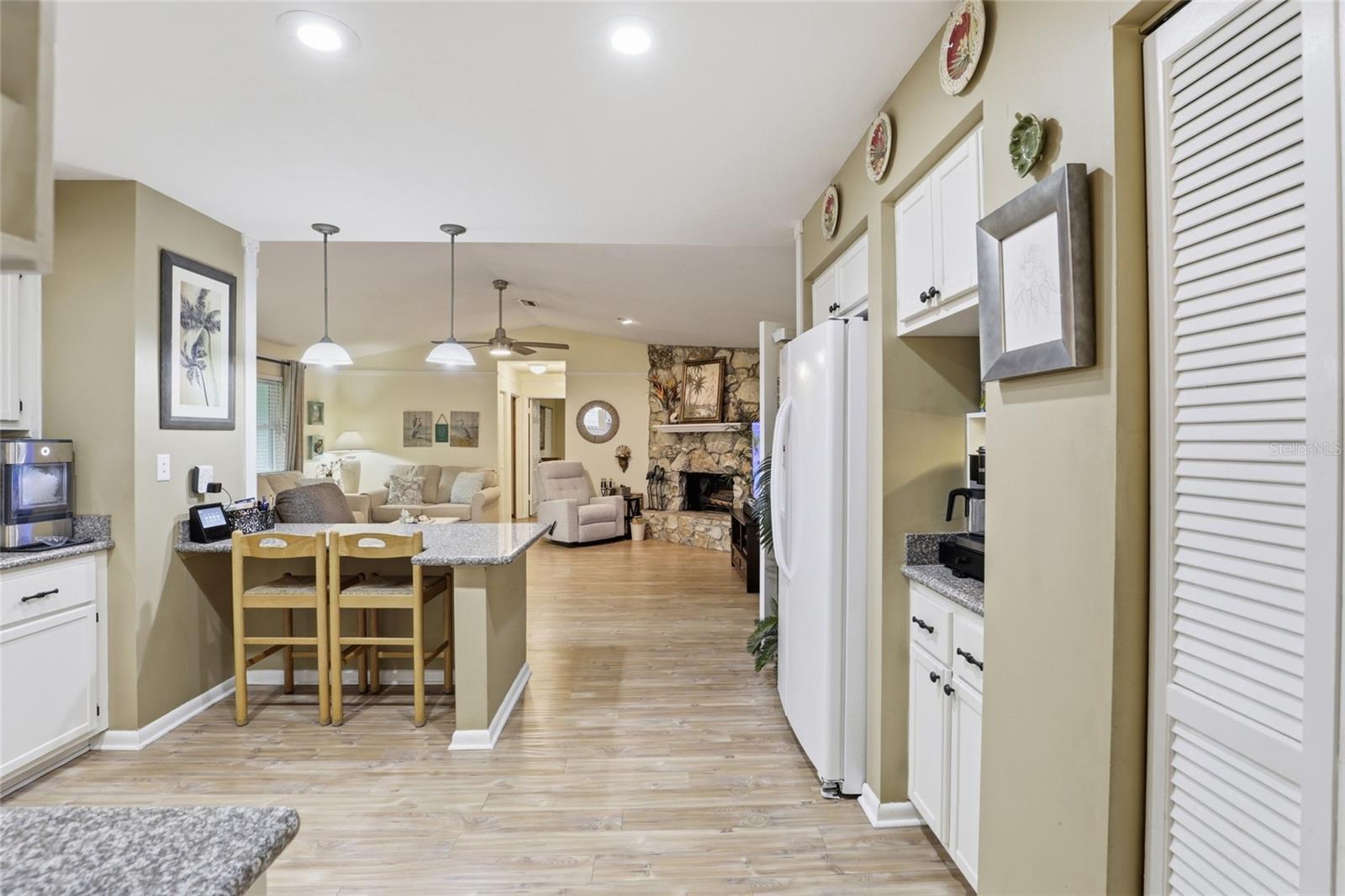 Image 6 of 46 For 710 77th Terrace