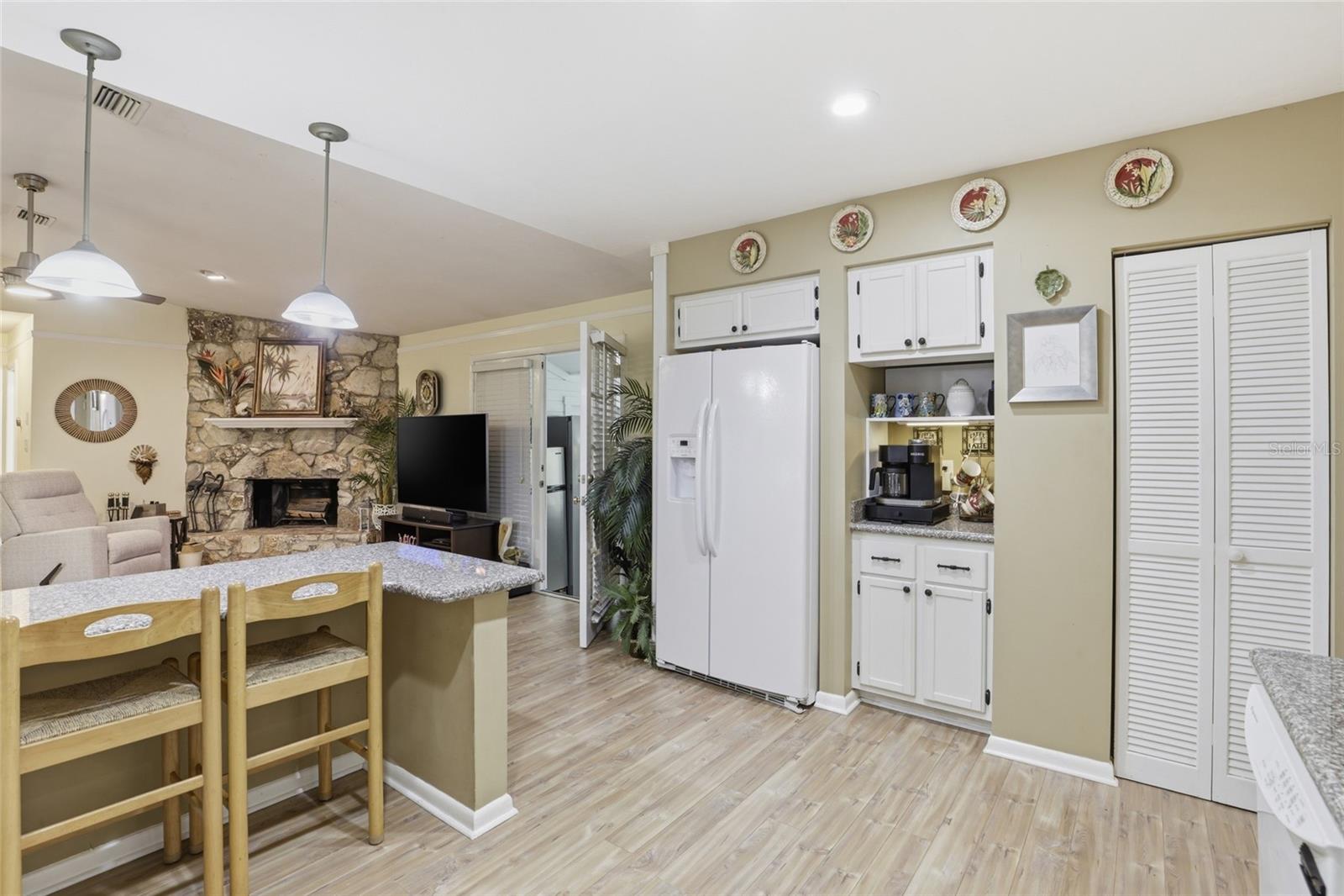 Image 7 of 46 For 710 77th Terrace