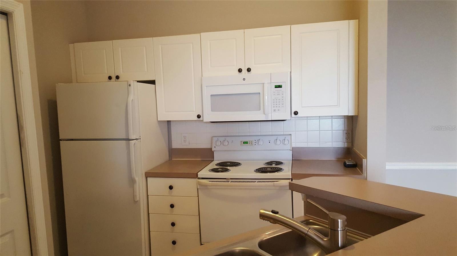 Image 3 of 12 For 5168 Northridge Road 311