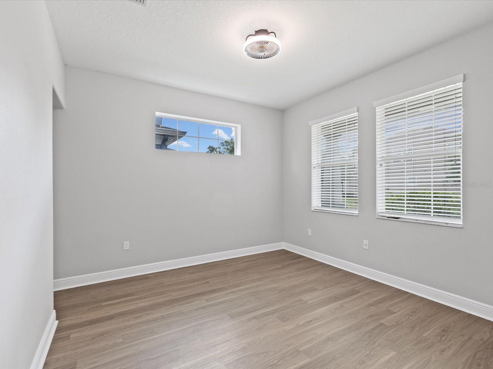 Image 19 of 51 For 7105 Park Tree Drive