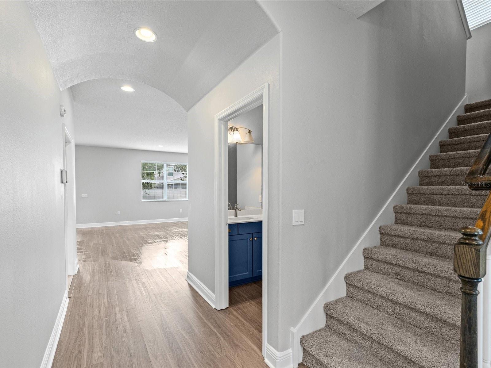 Image 22 of 51 For 7105 Park Tree Drive