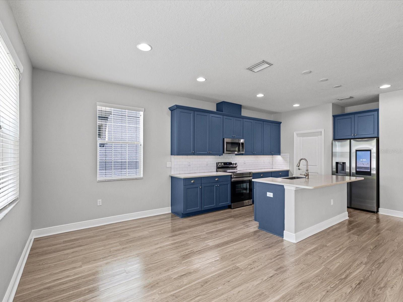 Image 3 of 51 For 7105 Park Tree Drive