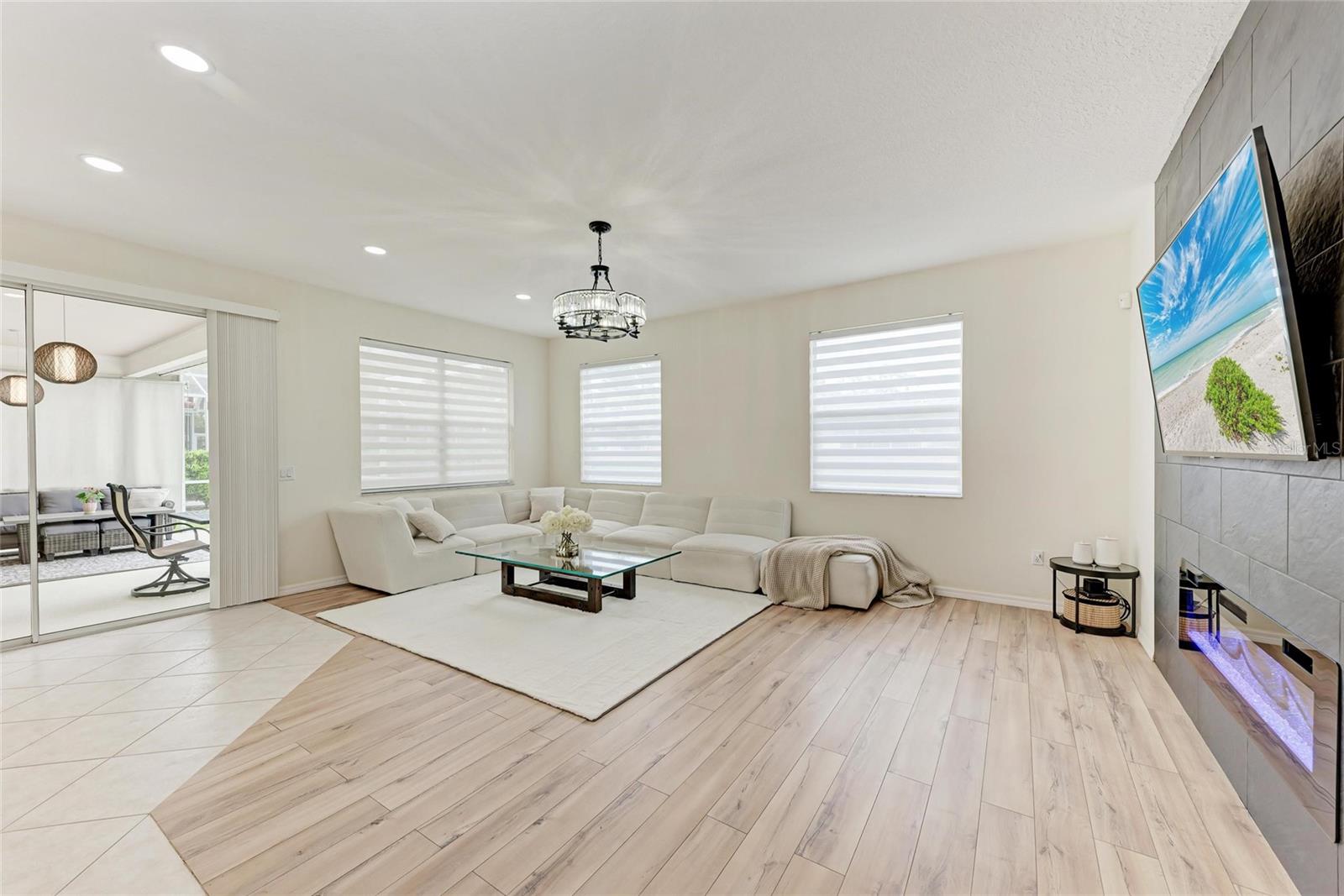 Image 11 of 42 For 7327 38th Court East