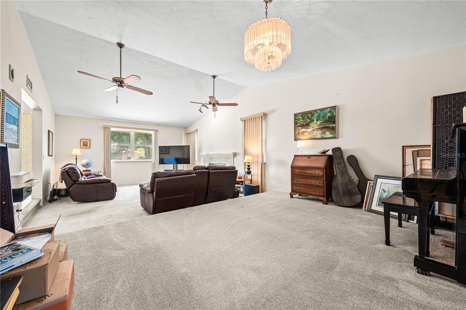 Image 13 of 57 For 4424 Meadow Creek Circle
