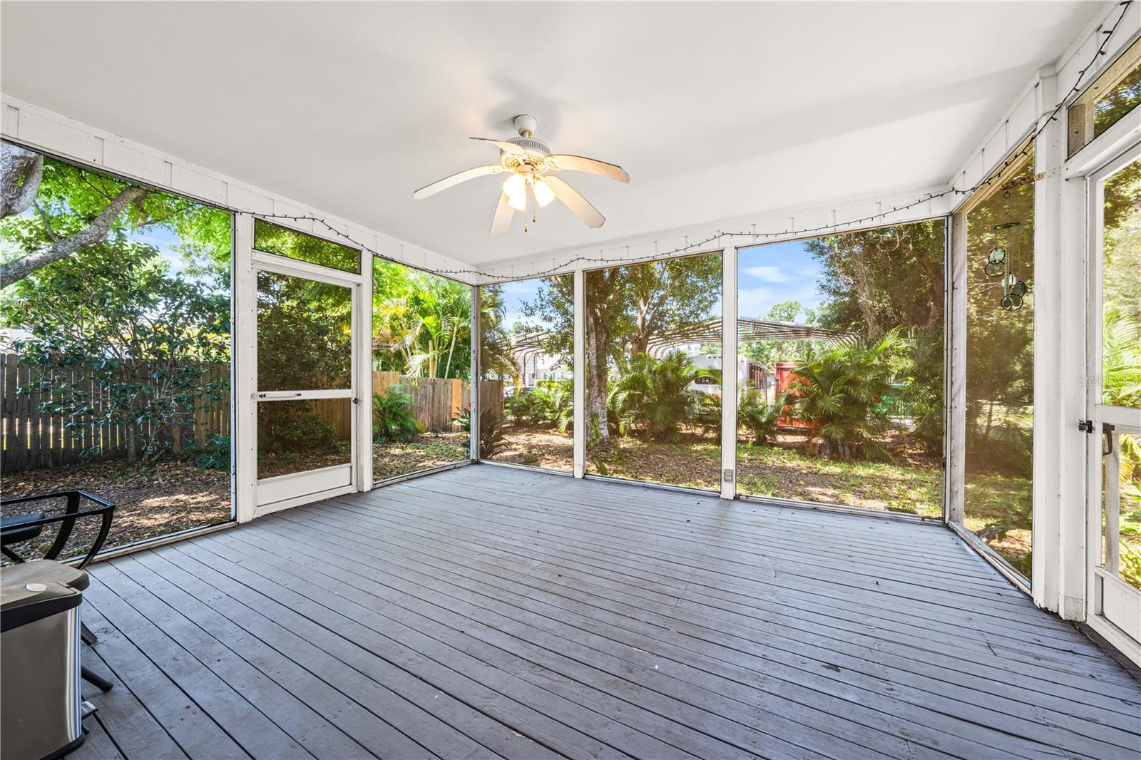 Image 31 of 57 For 4424 Meadow Creek Circle