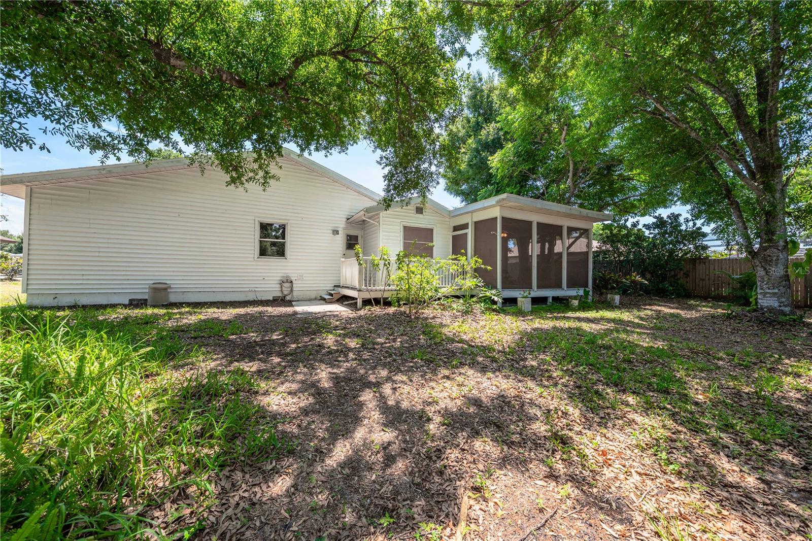 Image 35 of 57 For 4424 Meadow Creek Circle