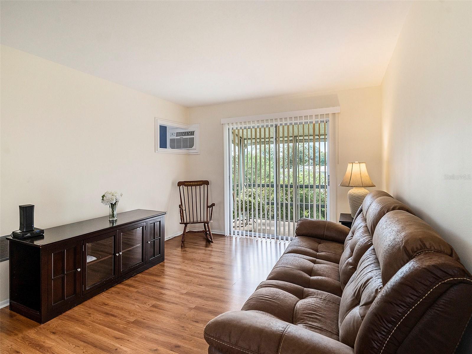 Image 6 of 14 For 1859 Restful Drive L26