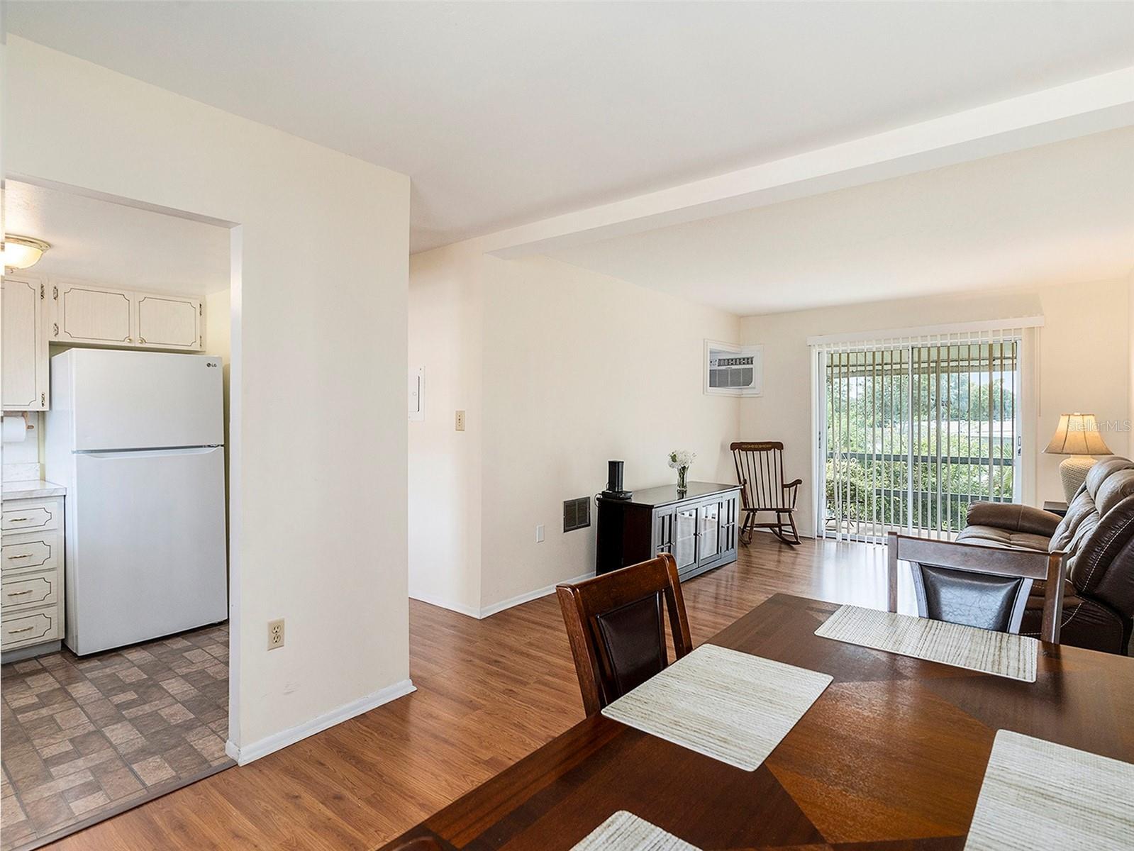 Image 7 of 14 For 1859 Restful Drive L26