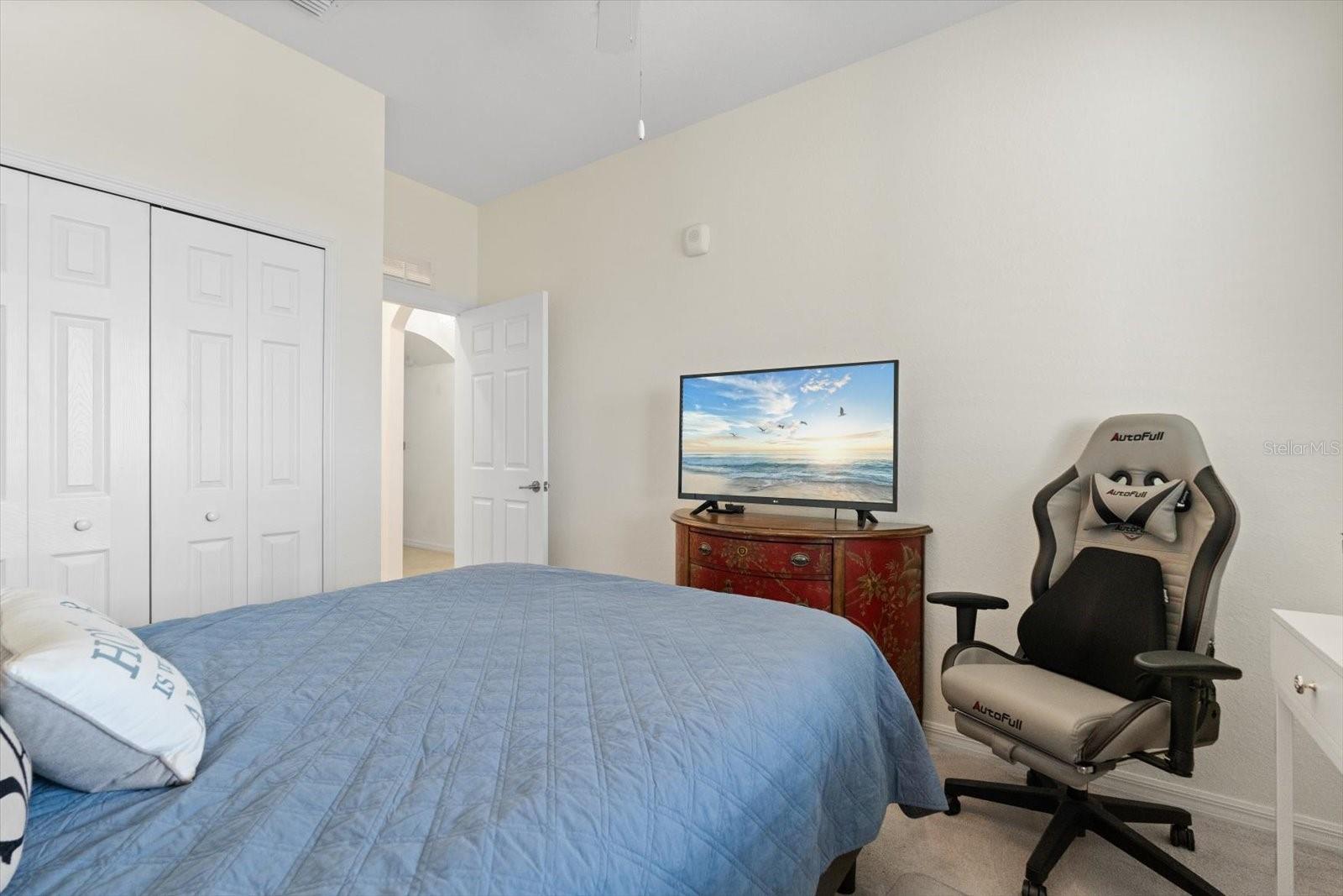 Image 18 of 30 For 16814 Vardon Terrace  405